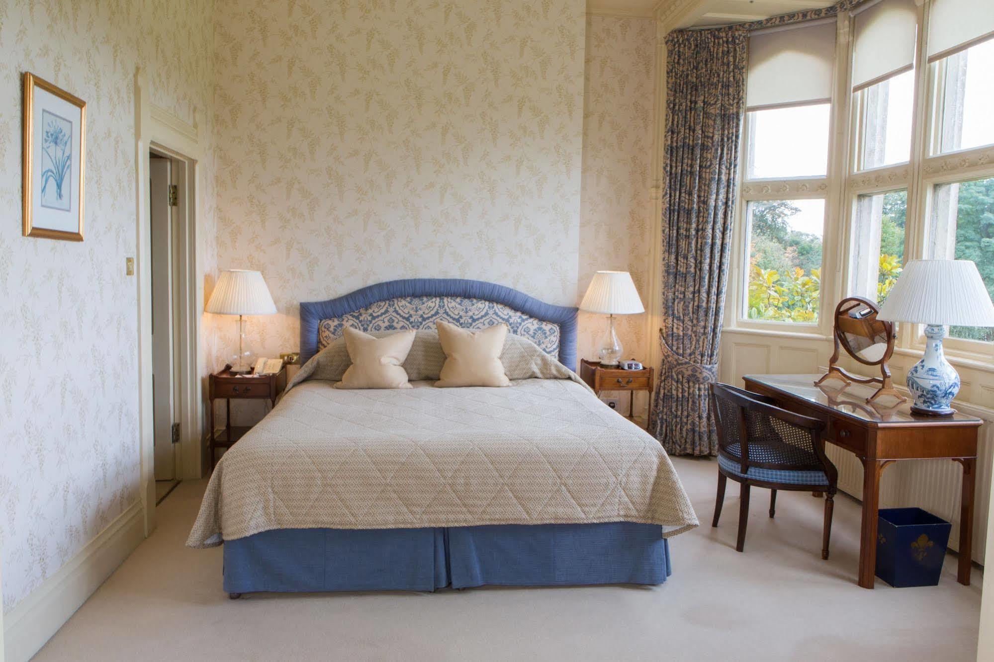 Horsted Place 4*